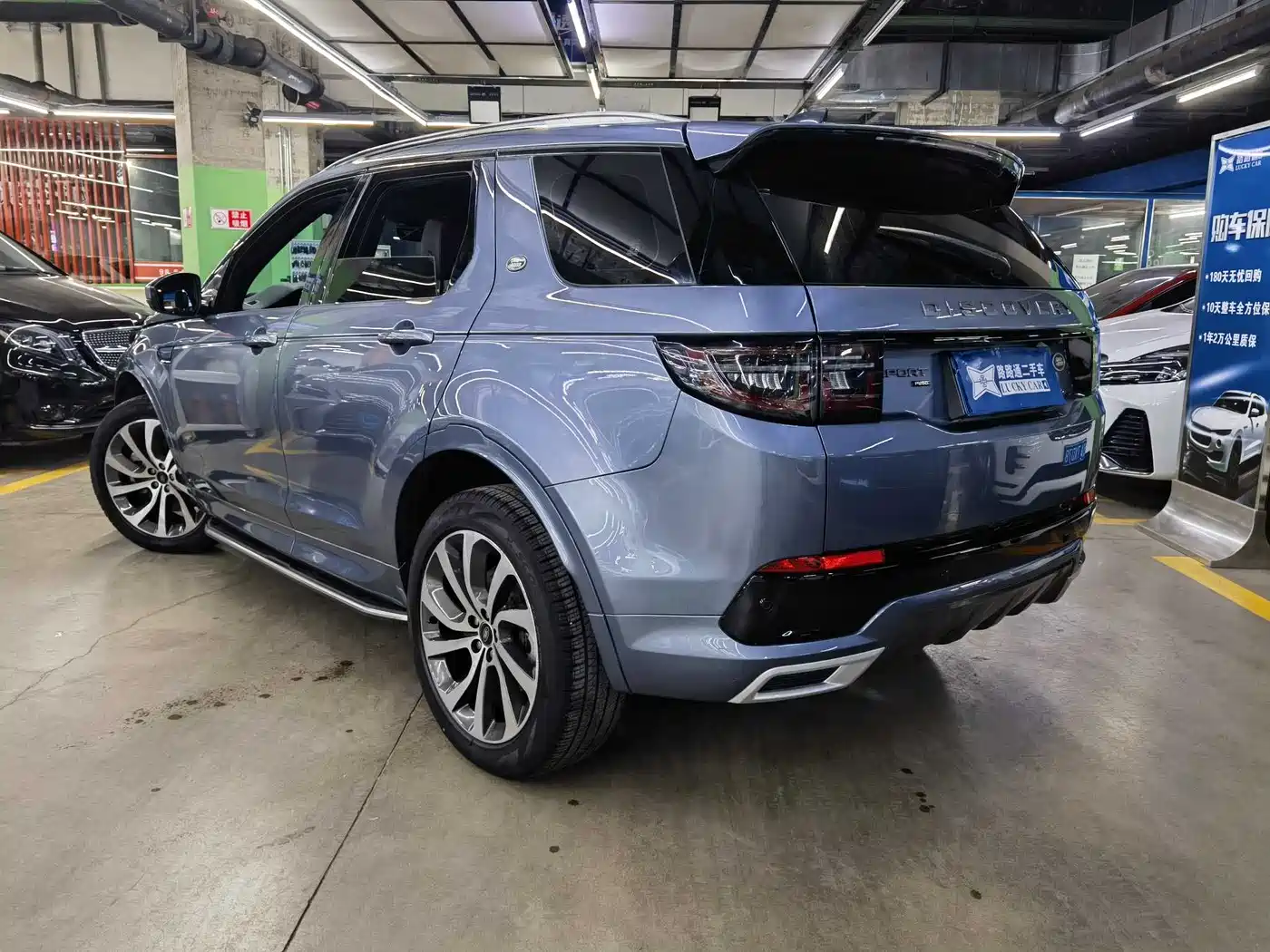 Land Rover Discovery Sport 2022 Model Facelift 249PS R-Dynamic SE Performance Tech Edition 5-seater фото 6