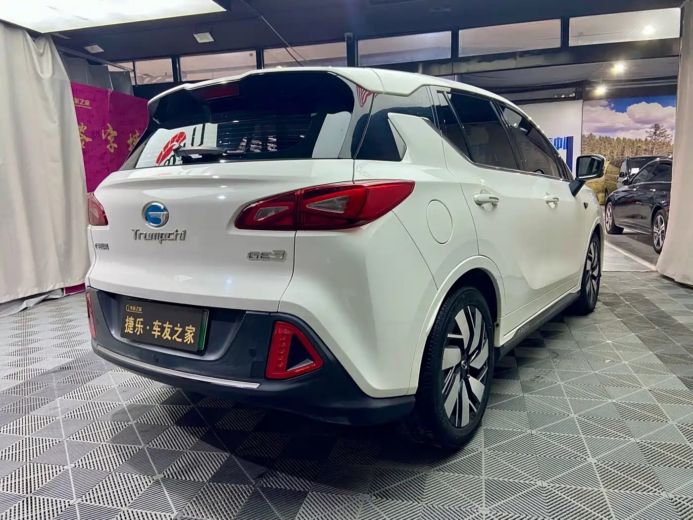 Aion Trumpchi GE3 2019 2018 530 Internet Premium Edition