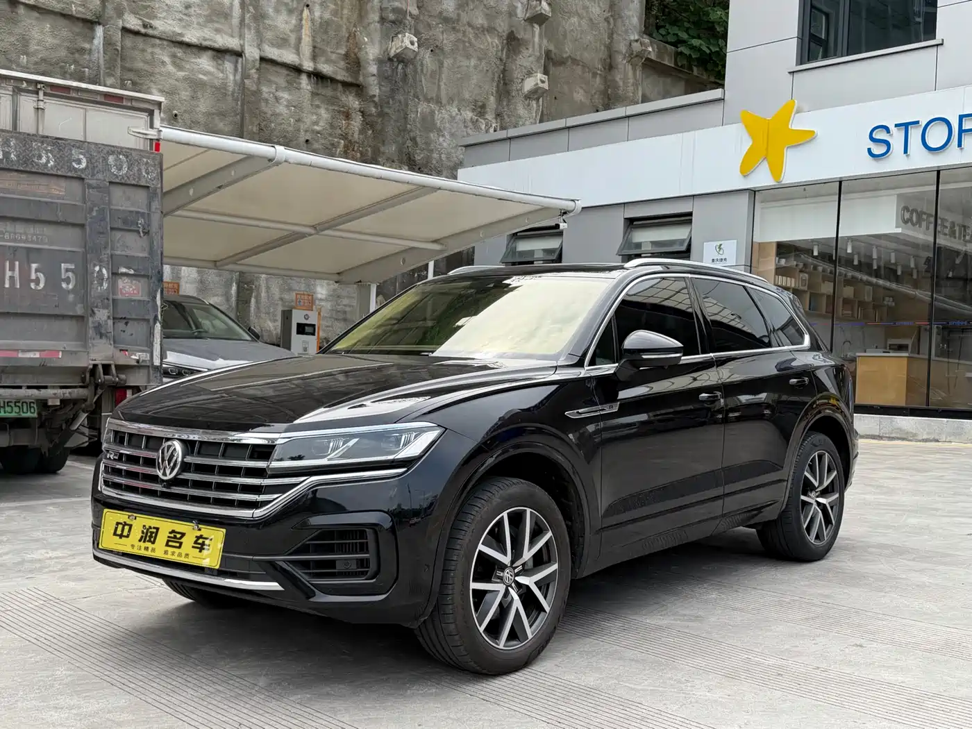Volkswagen Touareg 2019 3.0TSI Sharp Edge Edition China VI фото 14