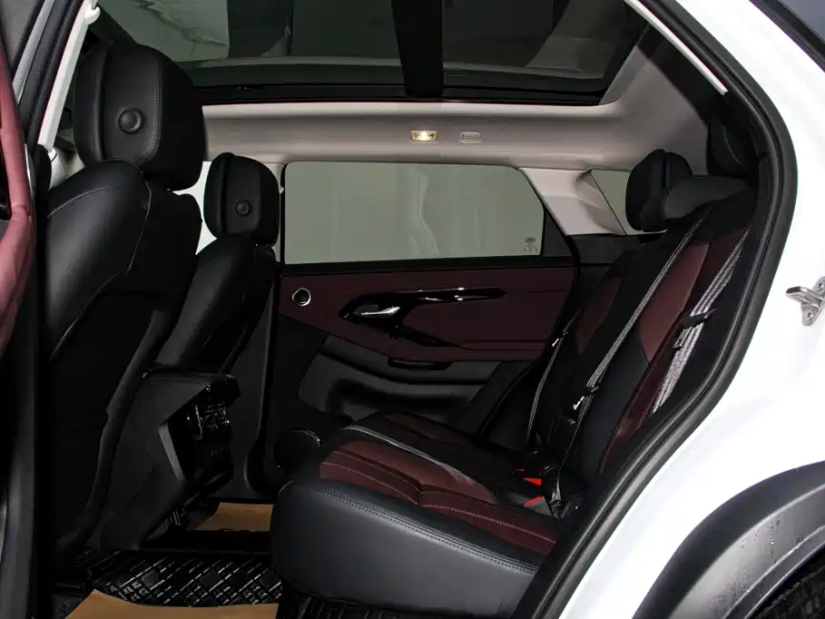 Land Rover Range Rover Evoque 2025 2024 Range Rover Evoque L 249PS Light Master Edition