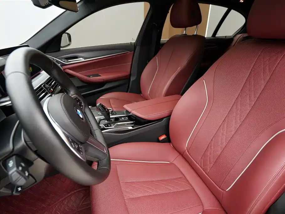 BMW 5 Series 2022 Facelift 530Li Leading M Sport Package фото 4