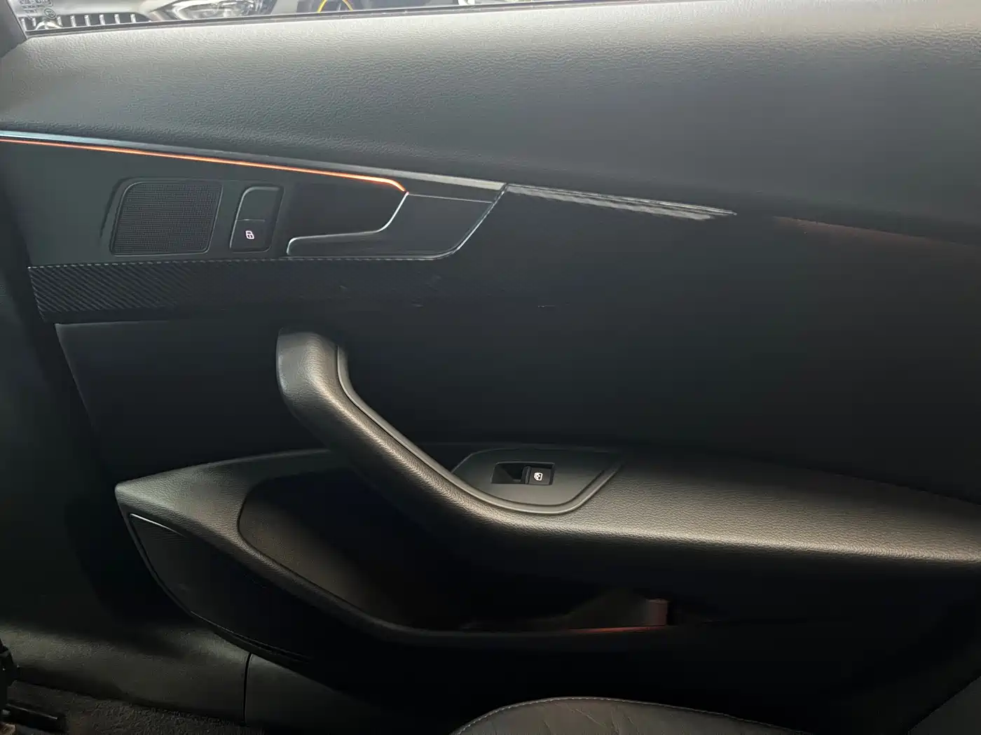 Audi A4L 2020 40 TFSI Luxury Dynamic фото 9