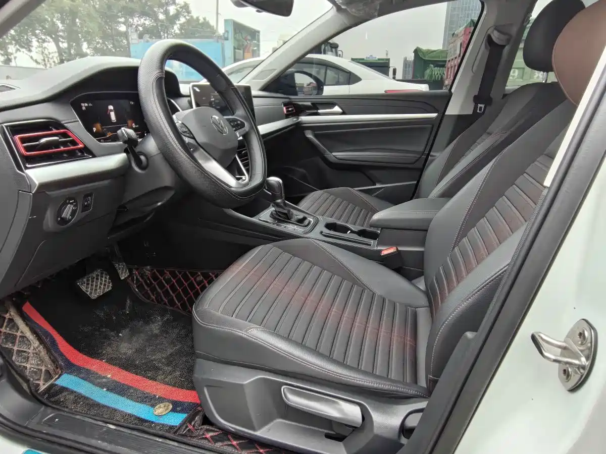 Фото 5 - Volkswagen Lavida
