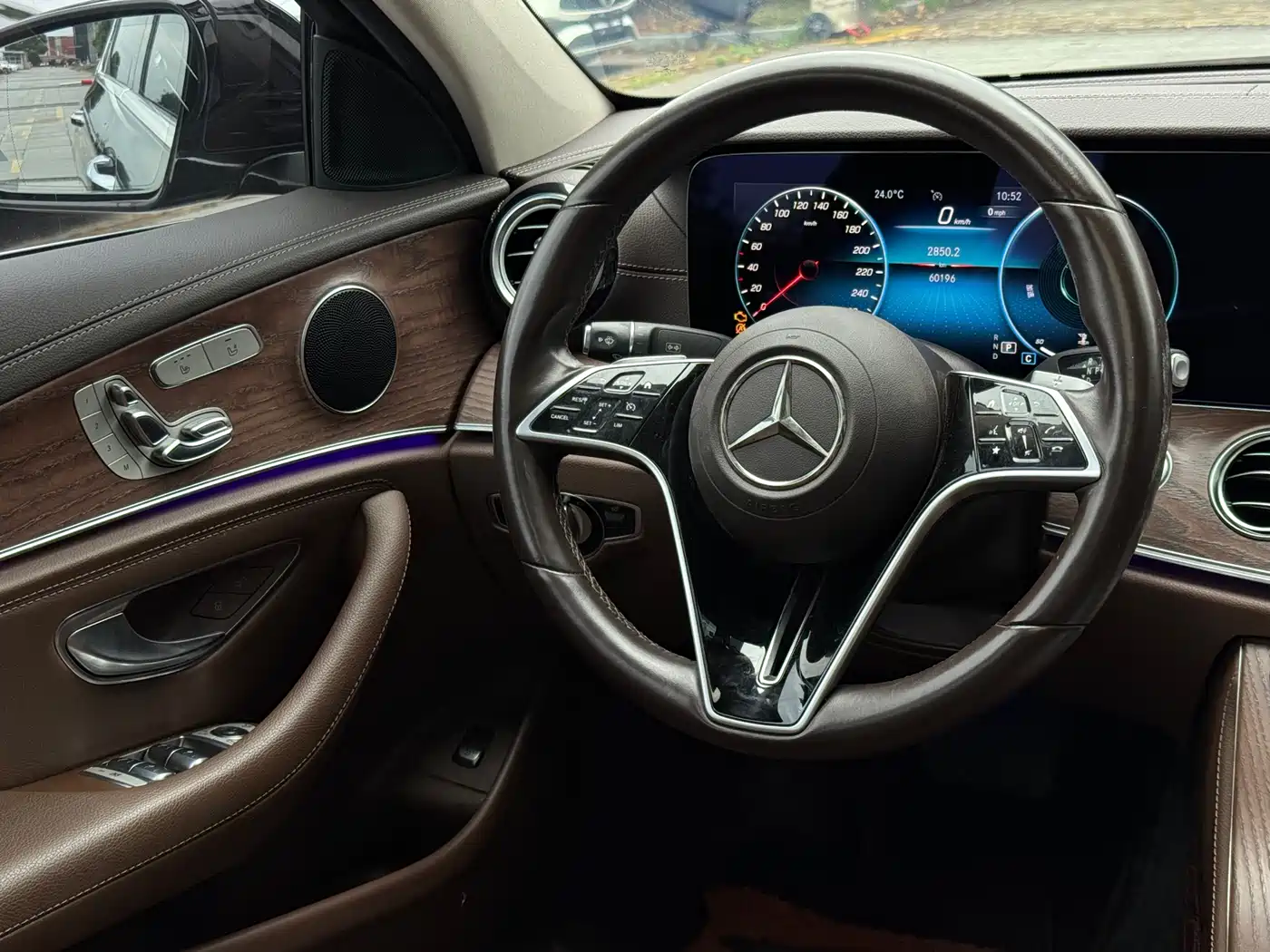 Mercedes-Benz E-Class 2021 E 300 L Fashion фото 14