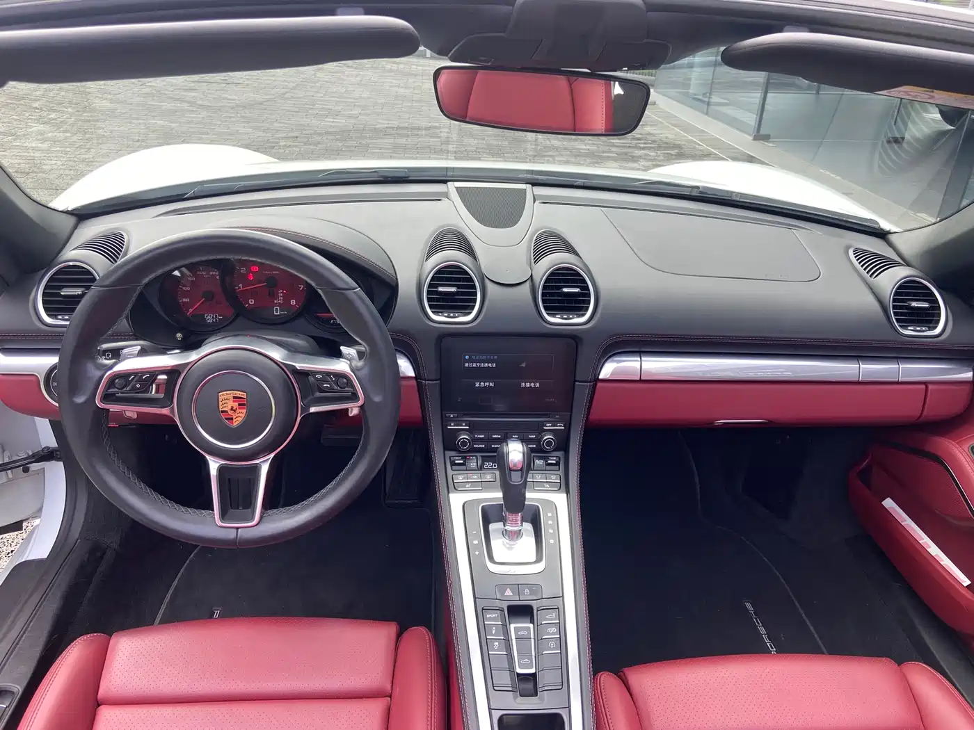 Porsche 718 2018 Boxster 2.0T фото 3