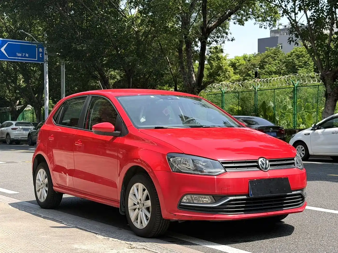 Volkswagen Polo 2015 2014 1.6L Automatic Comfort Edition
