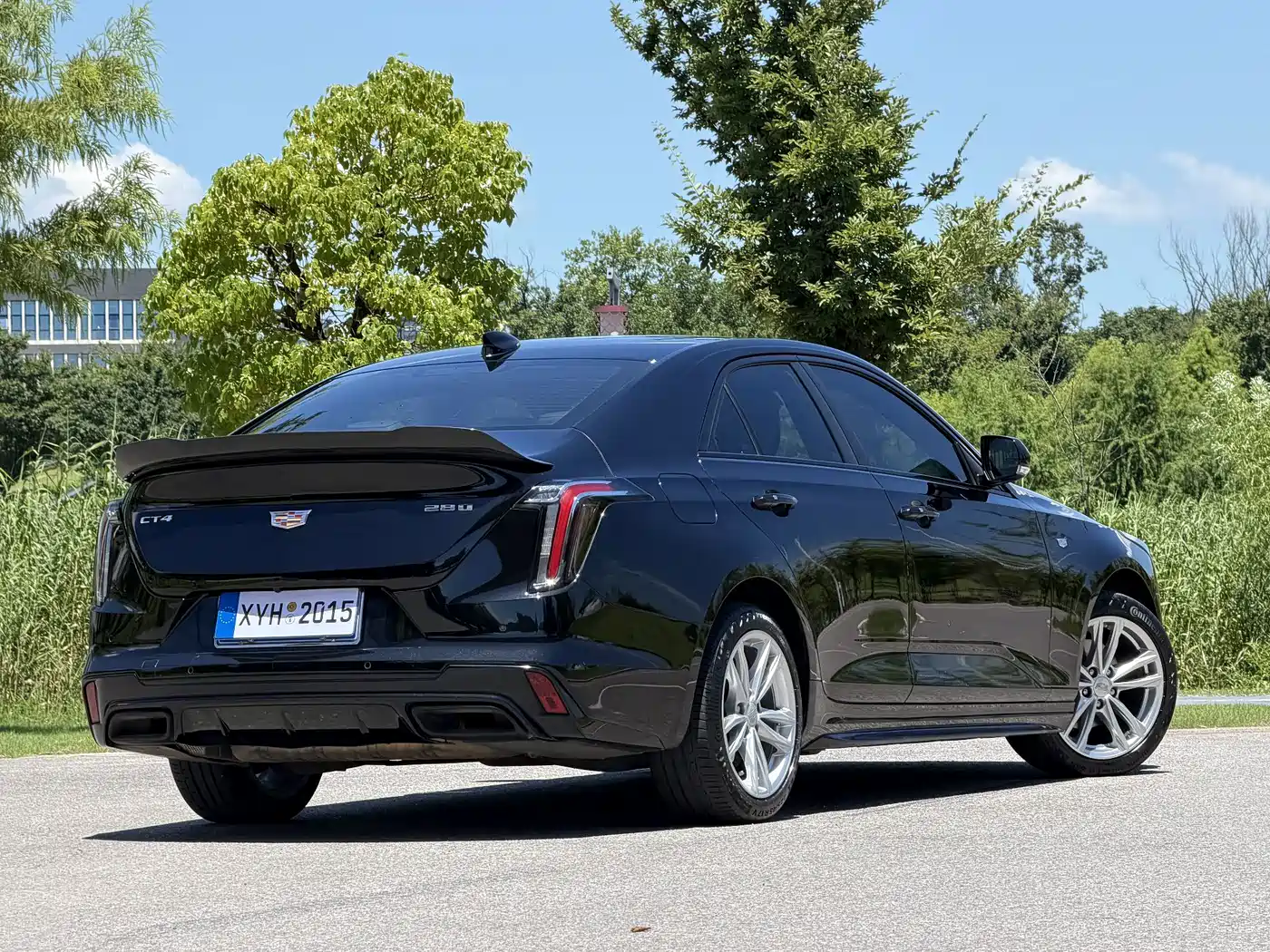 Cadillac CT4 2022 2022 28T Fashion Style