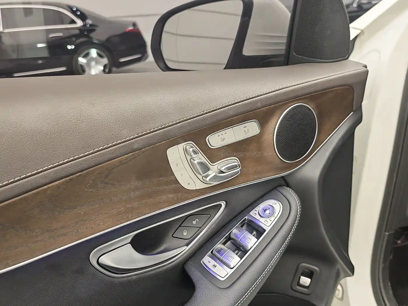 Mercedes-Benz GLC 2022 Model GLC 260 L 4MATIC Luxury Edition фото 15