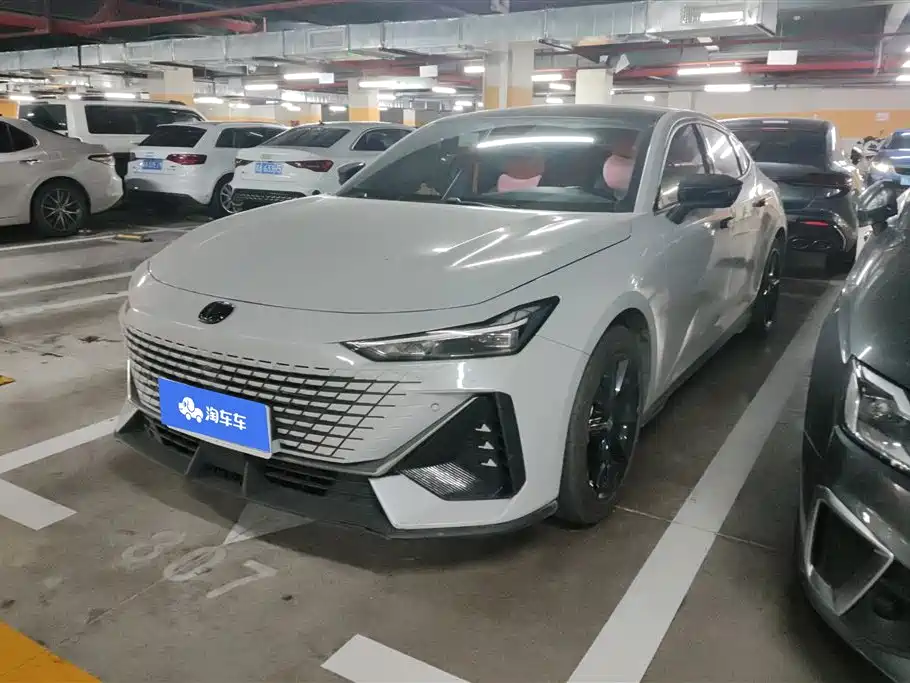 CHANGAN UNI-V