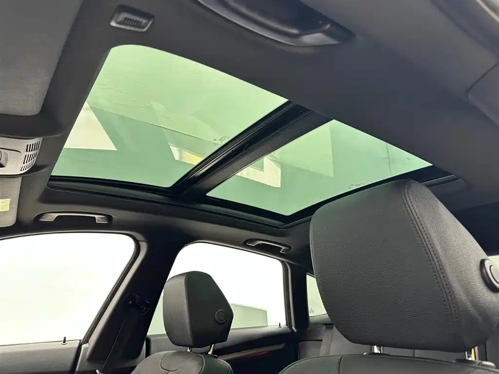 BMW 3 Series GT 2020 320i M Sport Package фото 14