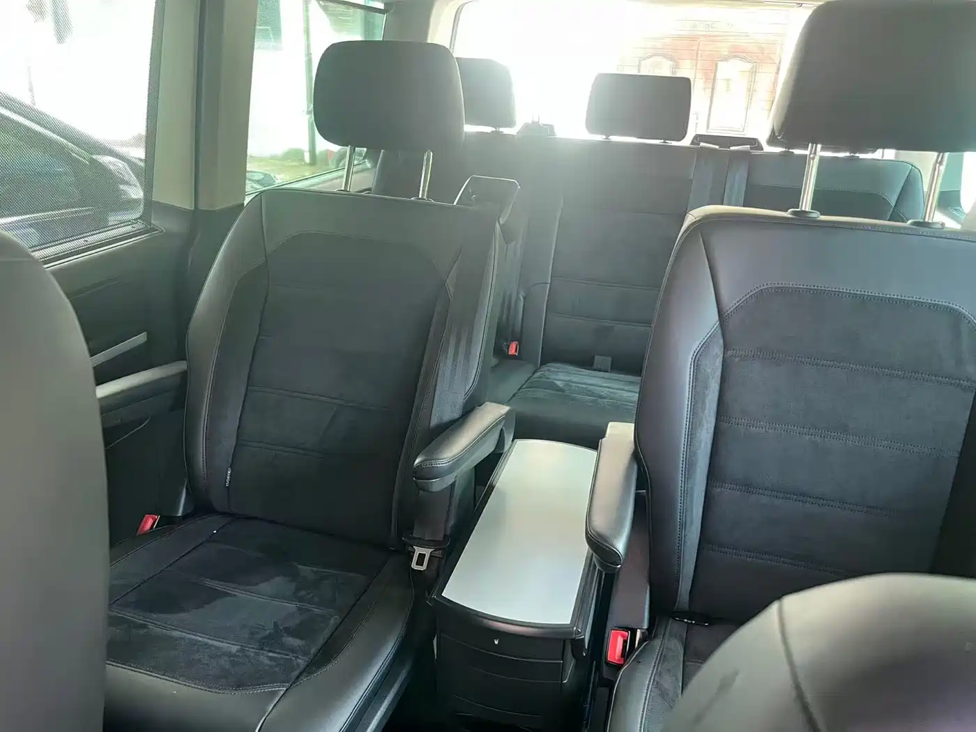 Фото 5 - Volkswagen Multivan