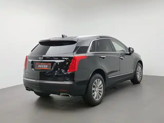 Cadillac XT5 2016 28T AWD Luxury Model — фото 2