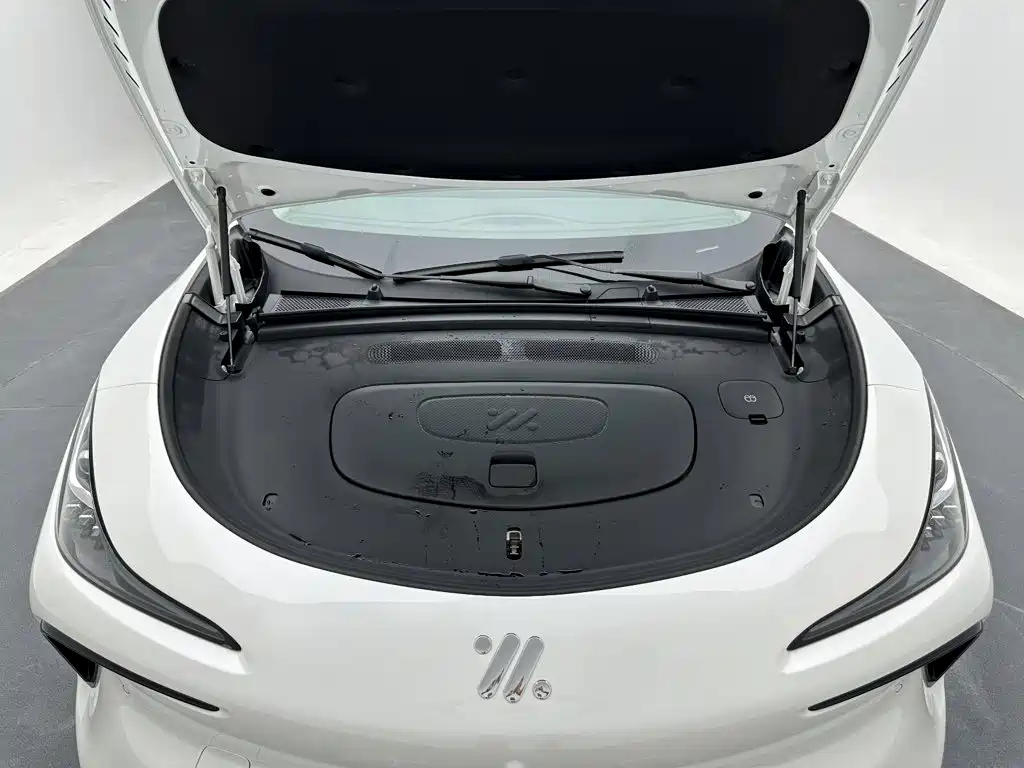 IM Motors IM LS6 2023 2023 Max Standard Edition