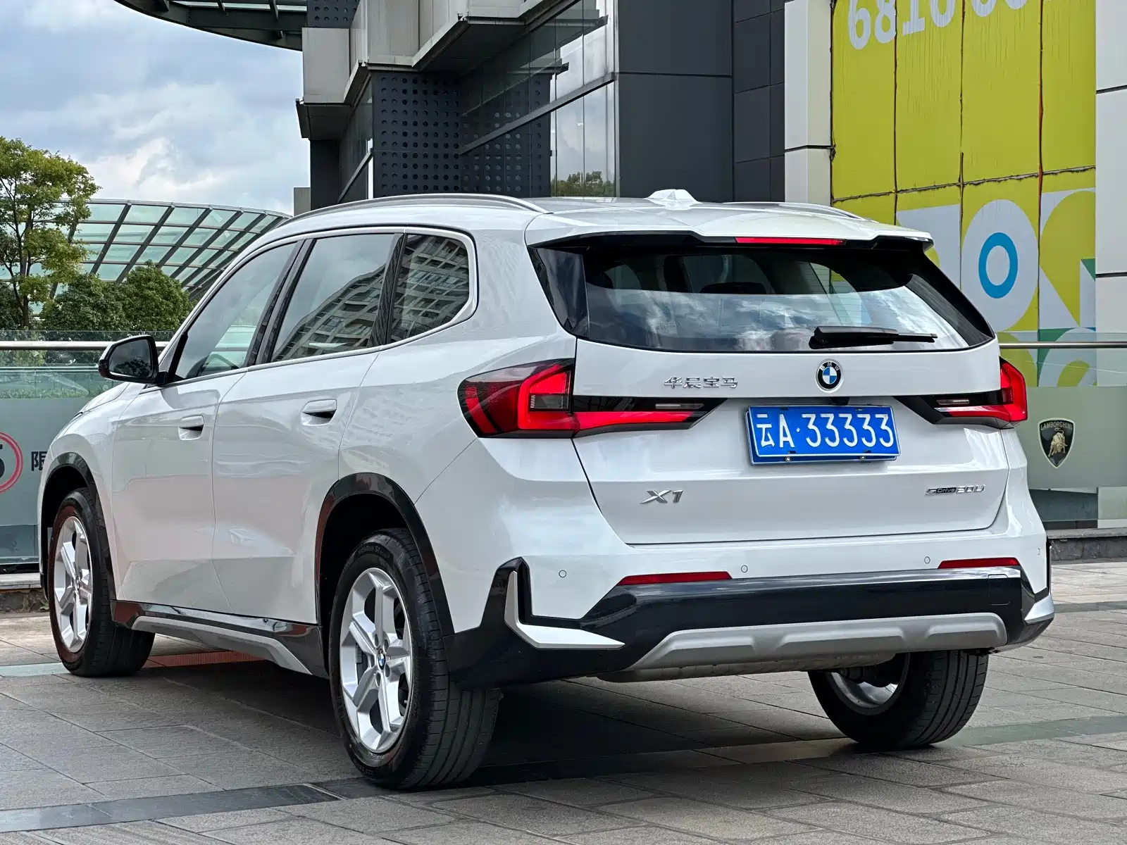 Фото 6 - BMW X1