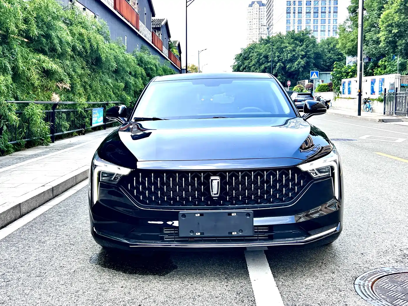 2025 Besturn B70
