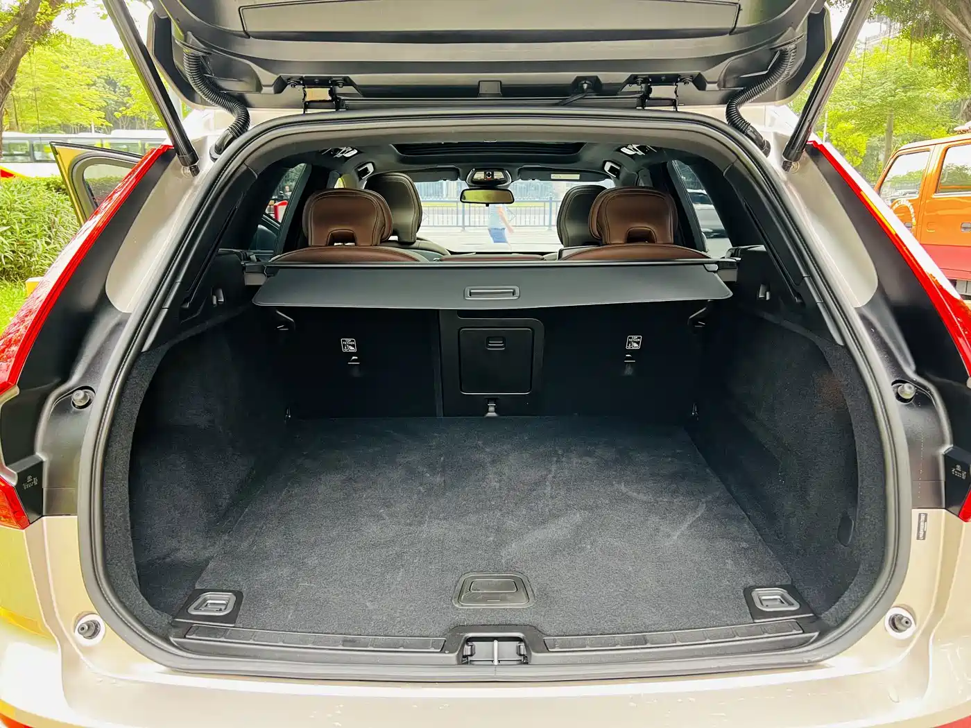 Volvo XC60 2025 2025 B5 AWD Smart Luxury Edition