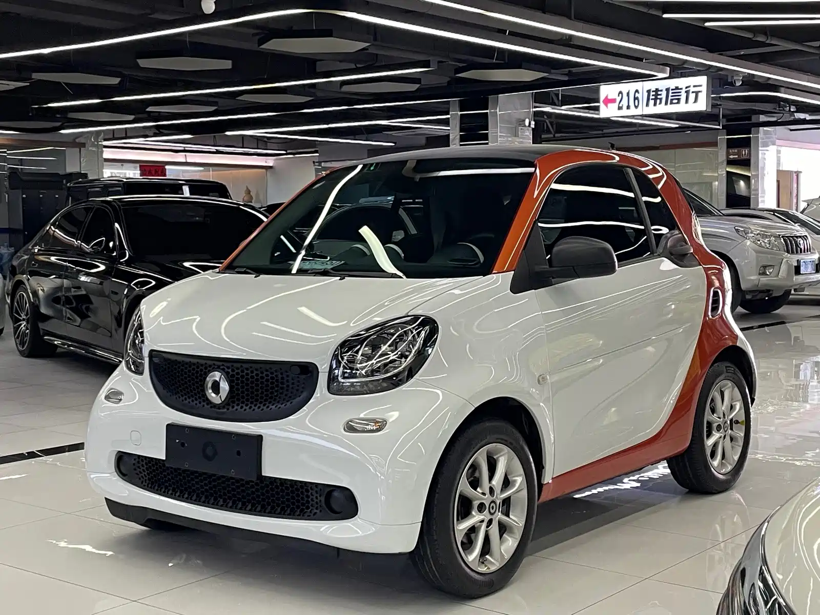 Фото 1 - smart fortwo