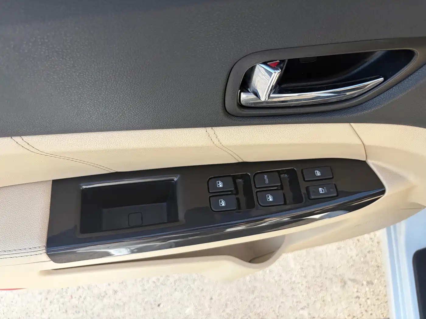 Changan Eado 2015 2015 1.6L Manual Luxury China V