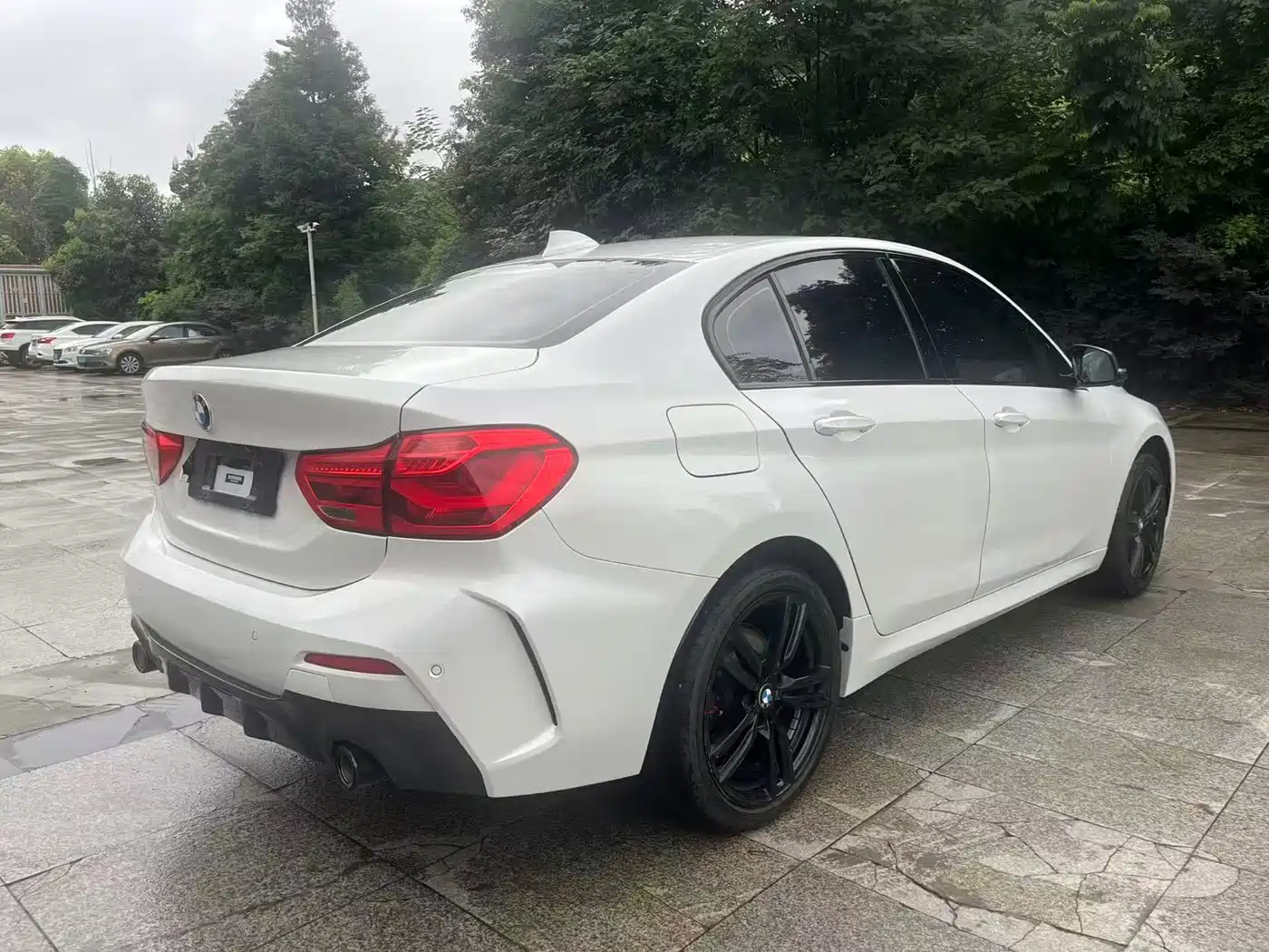 BMW 1 Series 2023 2022 125i M Sport Shadow Edition