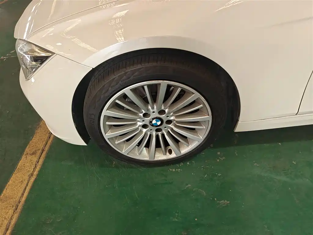 BMW 3 Series 2018 320Li Fashion Style фото 25