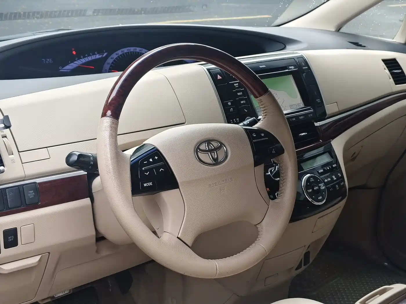 Toyota Previa 2015 2012 2.4L 7-Seater Luxury Edition