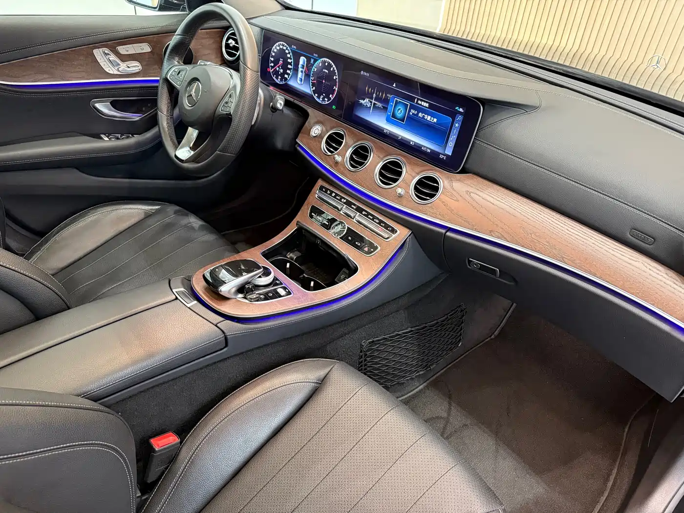 Mercedes-Benz E-Class 2018 E 300 L Luxury фото 11