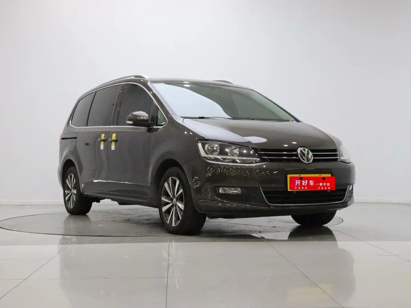 Фото 3 - Volkswagen Sharan
