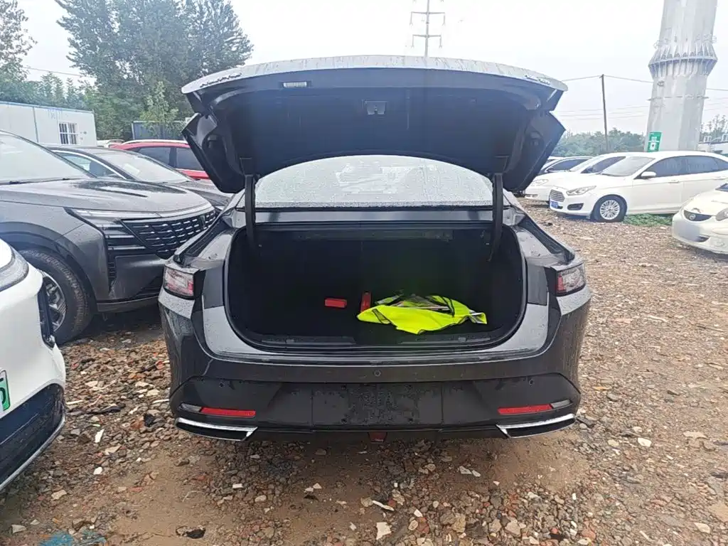 Changan Eado PHEV 2026 2025 Smart New Blue Whale 145KM Battleship Edition