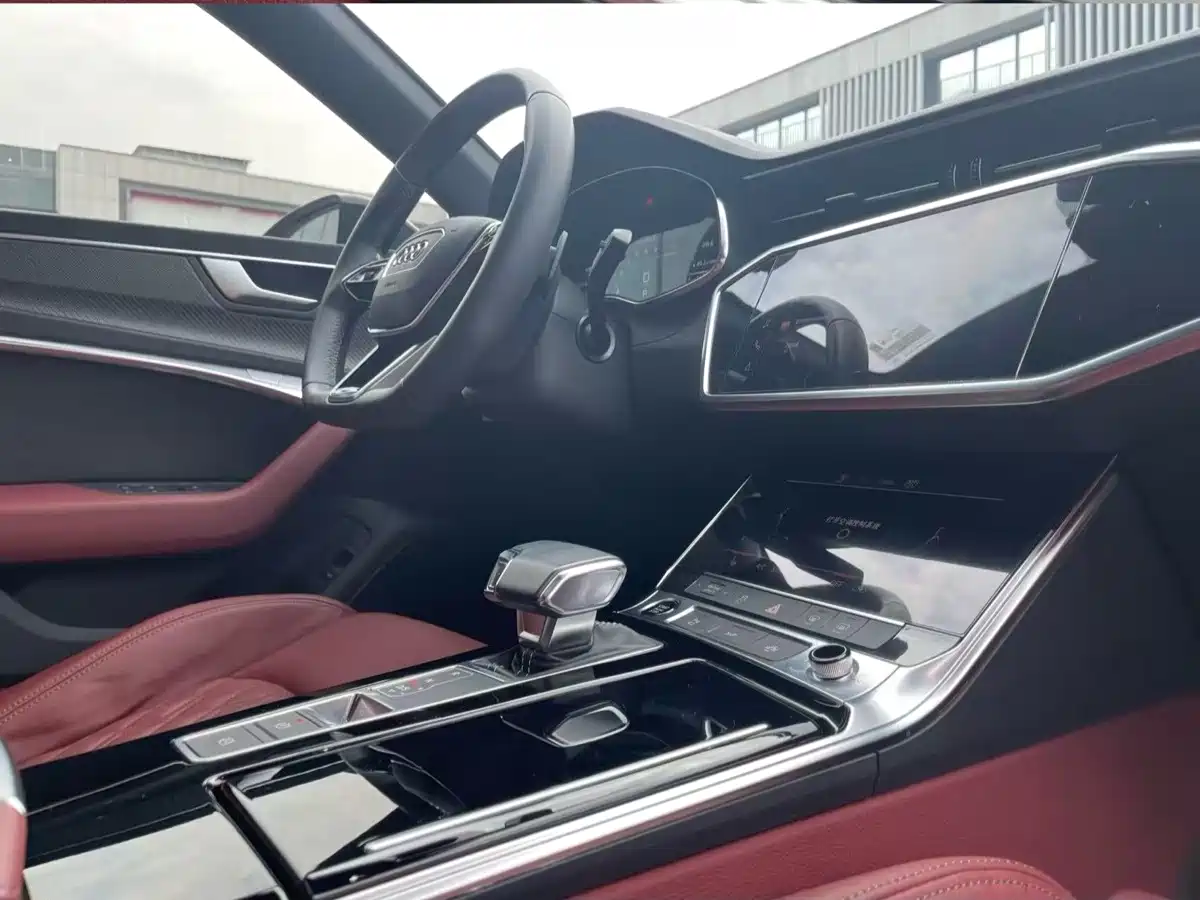 Audi A7L 2022 2022 45 TFSI quattro S-line Black Warrior Edition