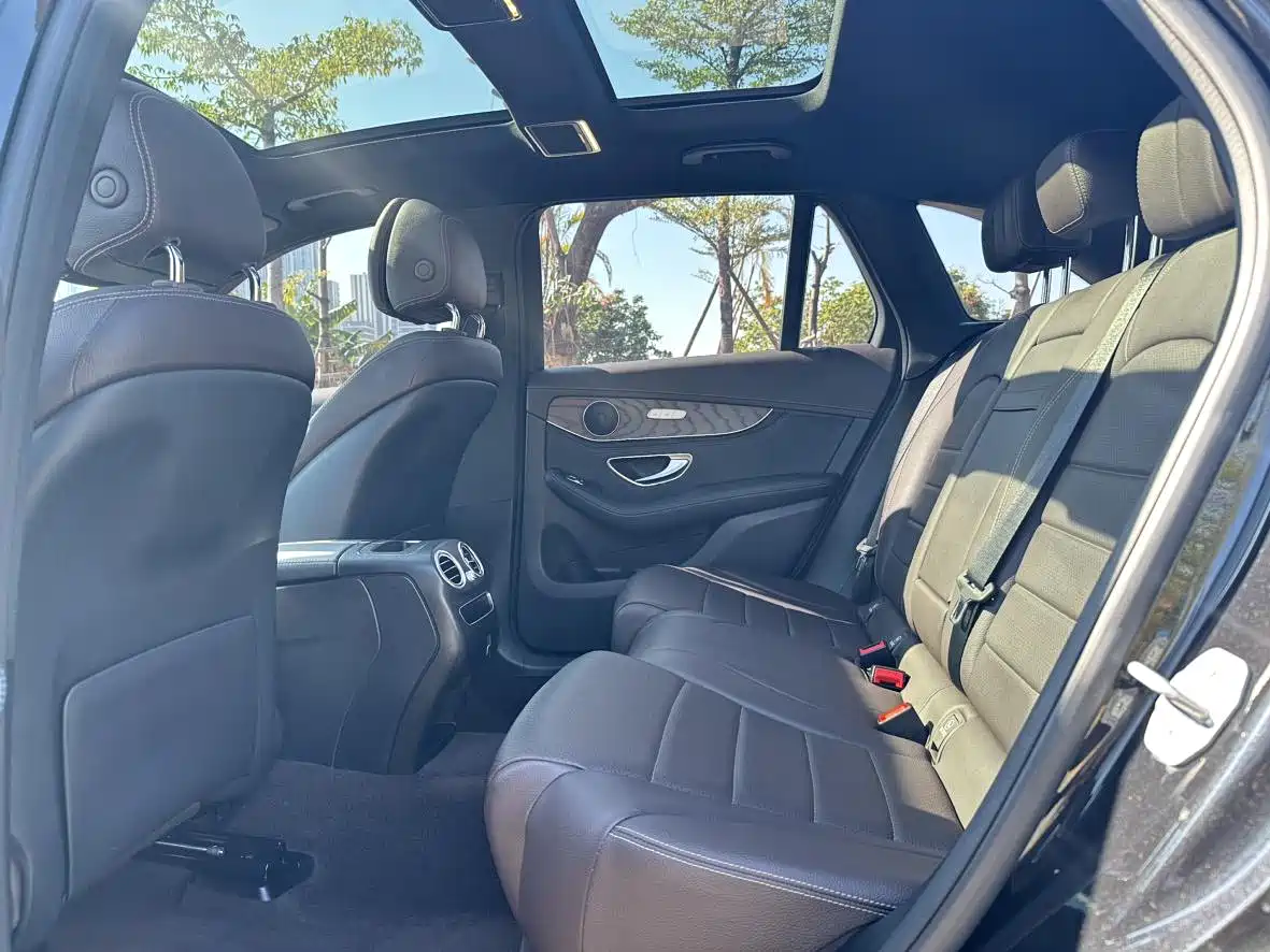 Mercedes-Benz GLC 2020 Facelift GLC 260 L 4MATIC Luxury фото 13
