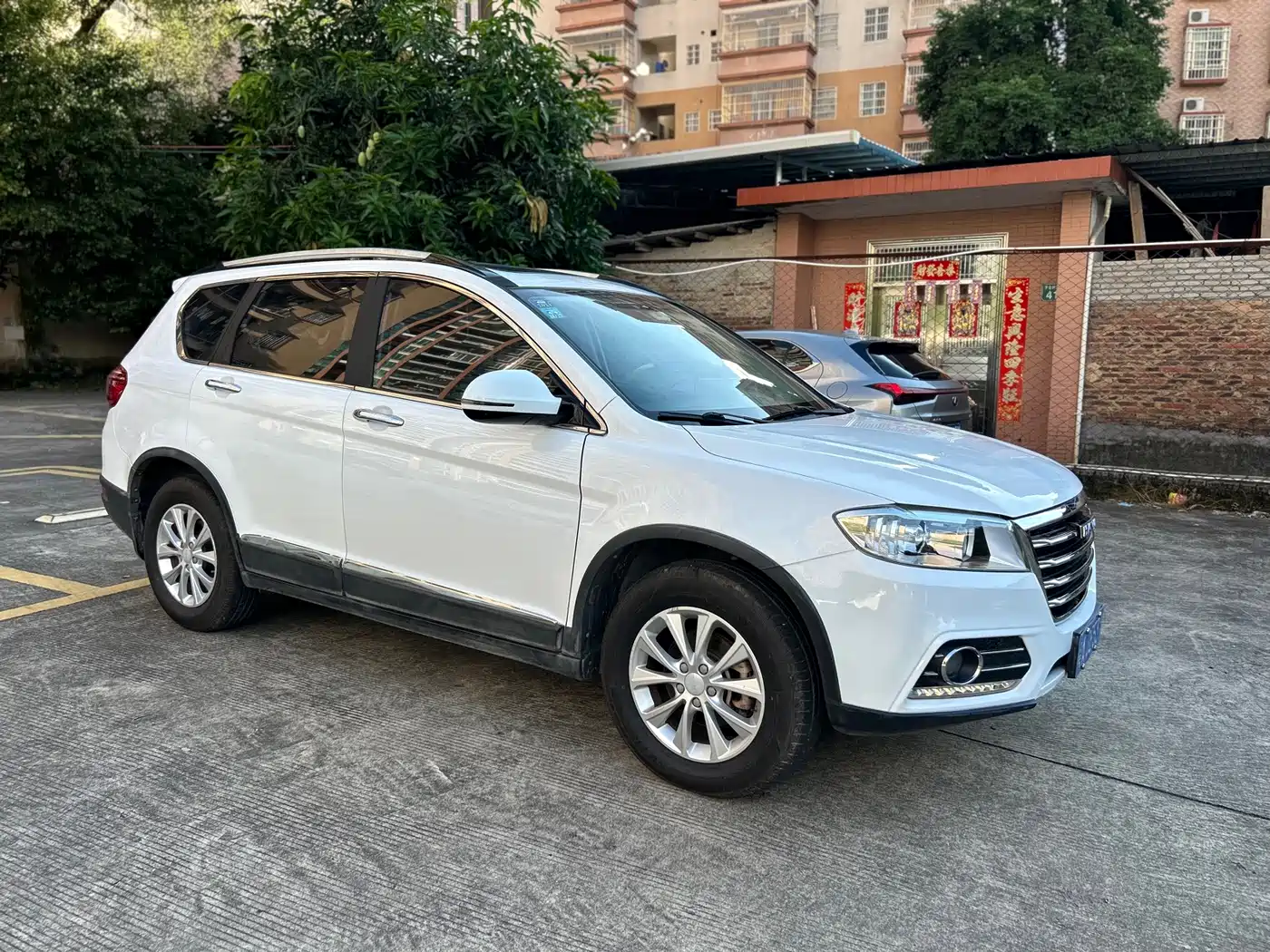 Фото 2 - Haval H6