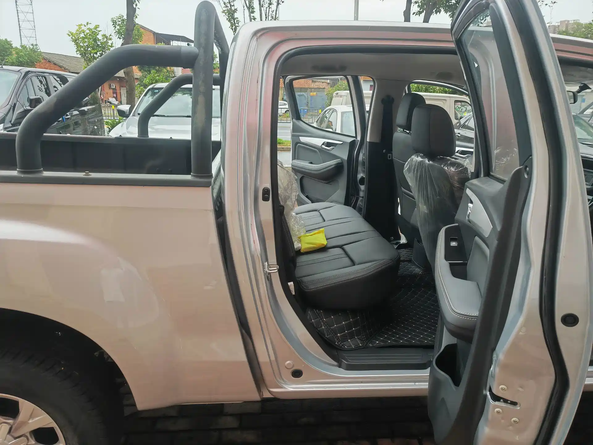 صورة 13 - Isuzu Ruimai