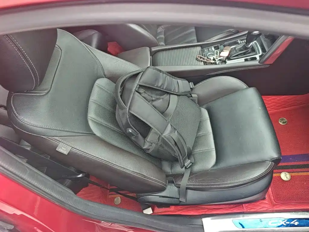 Mazda CX-4 2017 2016 2.0L Automatic 2WD Skyactiv Premium Edition