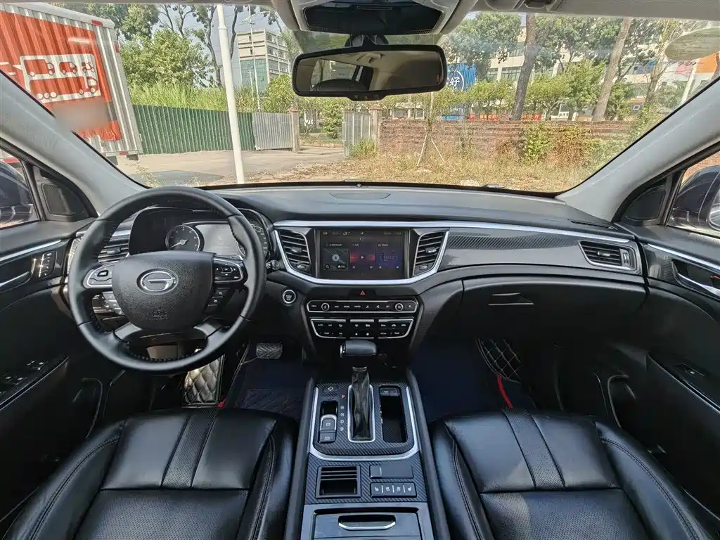 GAC Trumpchi Trumpchi GS7 2017 320T 2WD Luxury Smart Connect фото 12