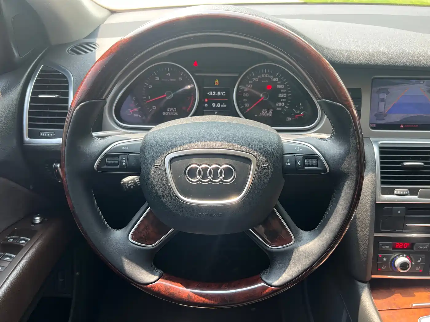 Photo 13 - Audi Q7