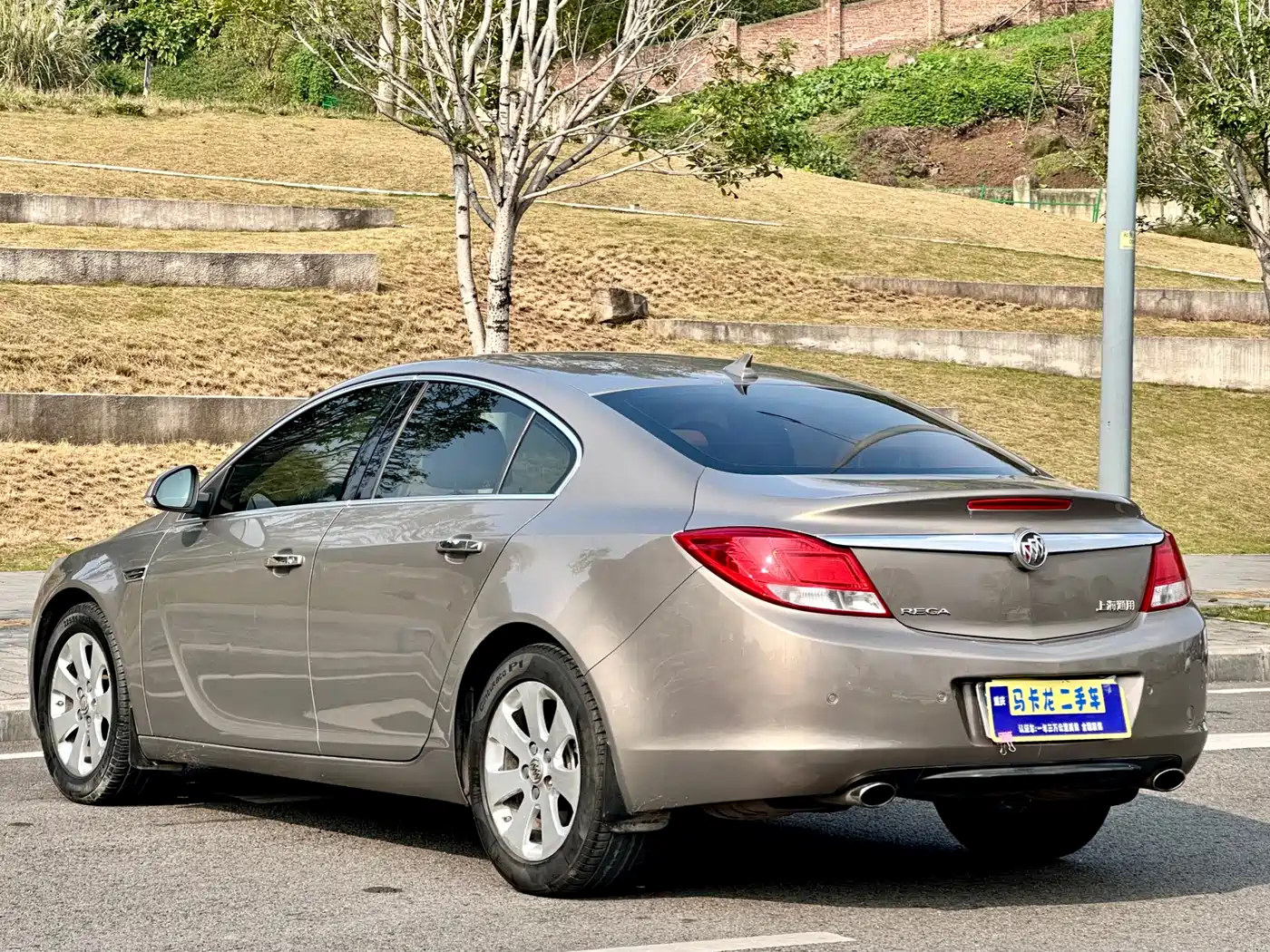 Buick Regal 2010 2.0L Expo Edition фото 6