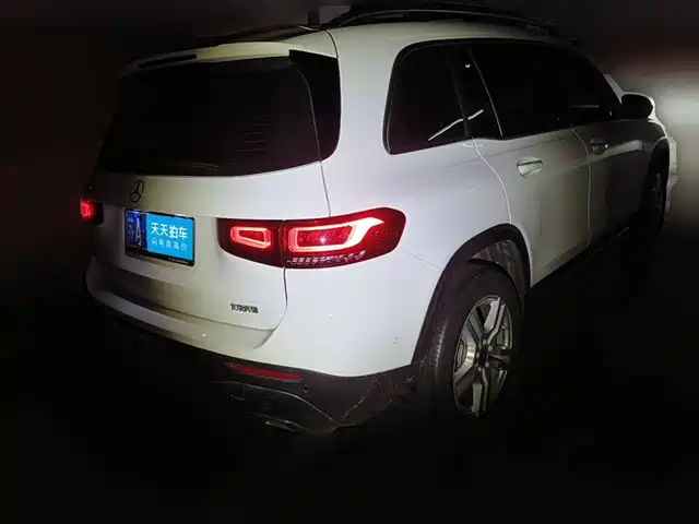 Mercedes-Benz GLB 2023 Facelift GLB 200 Fashion — фото 2