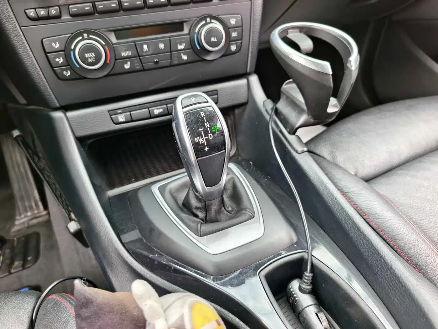 BMW X1 2013 sDrive20i Sport Design Package фото 10