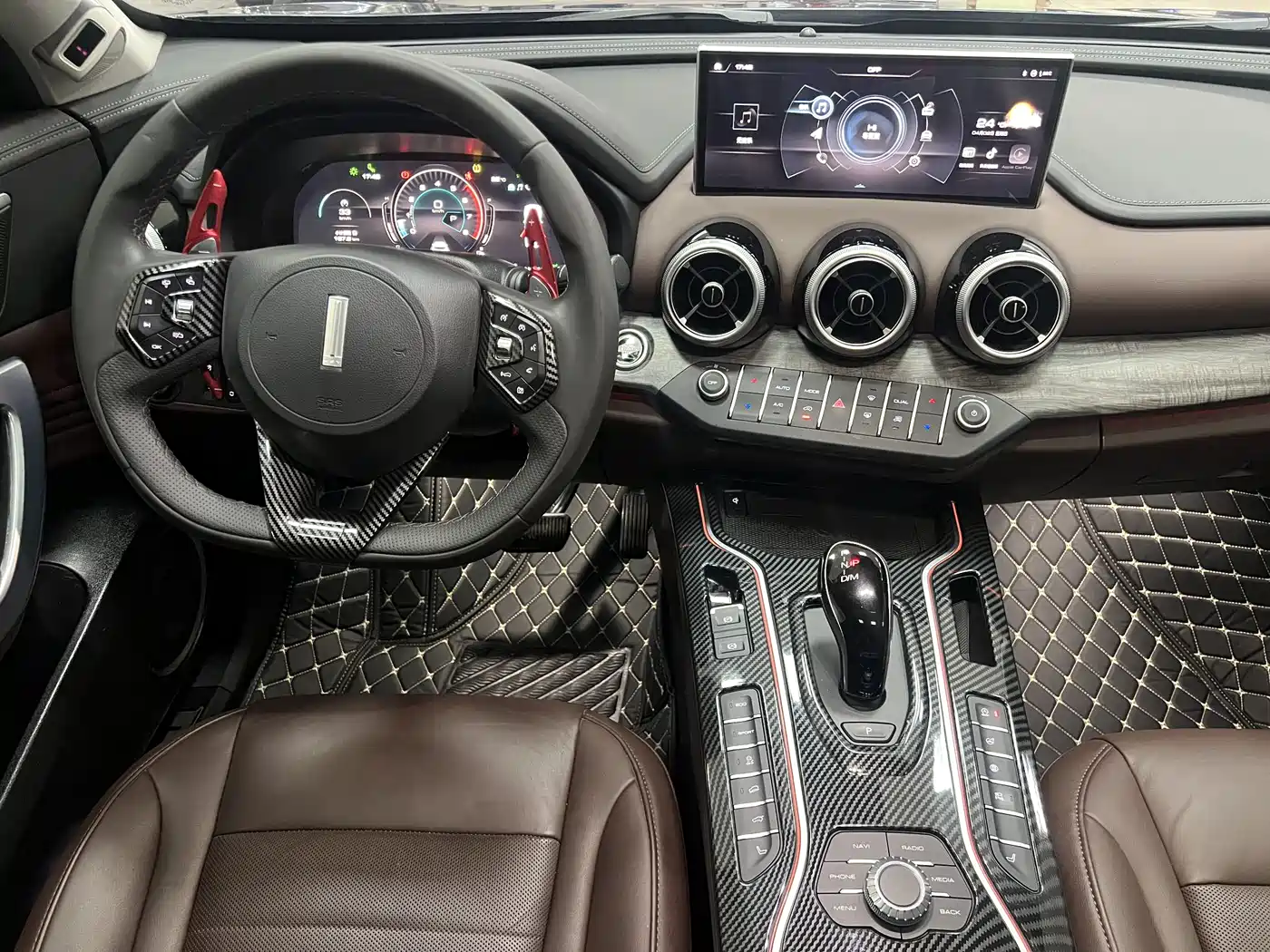 WEI PAI WEI BRAND VV7