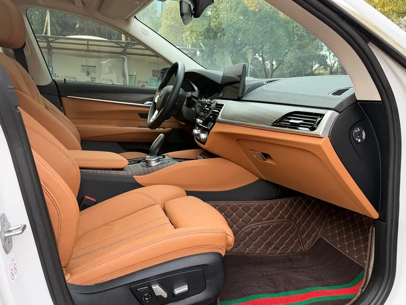 BMW 6 Series GT 2022 Model 630i Luxury Design Package фото 22
