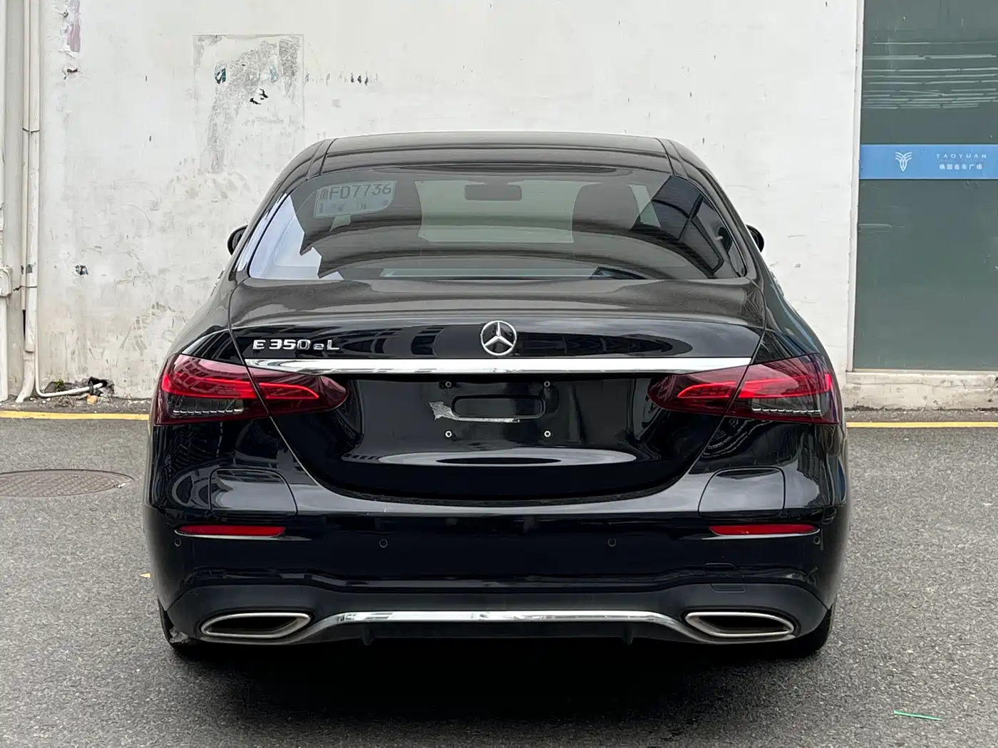 Mercedes-Benz E-Class New Energy 2023 E 350 e L Plug-in Hybrid Sport Sedan фото 9