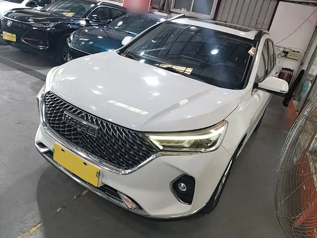 Haval M6 2021 PLUS 1.5T DCT Luxury Smart Connect