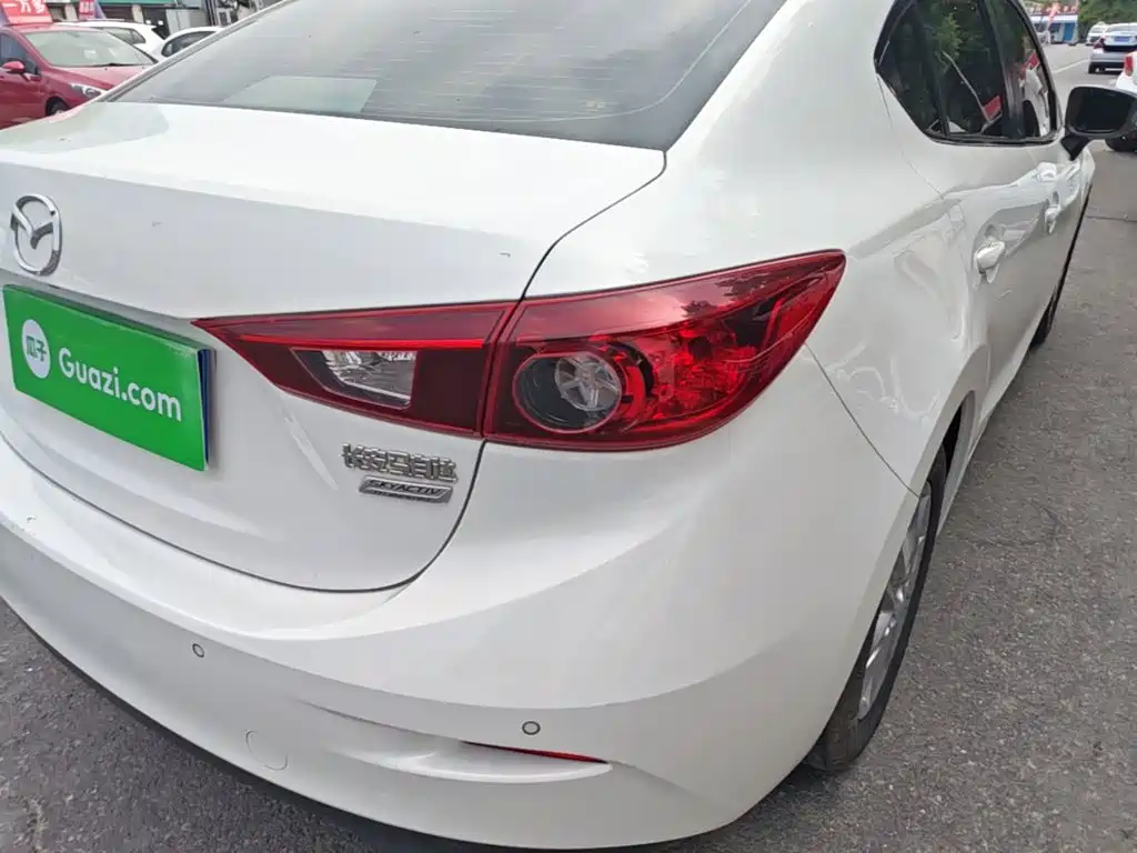 Mazda Mazda3 Axela 2014 2014 Sedan 1.5L Automatic Luxury