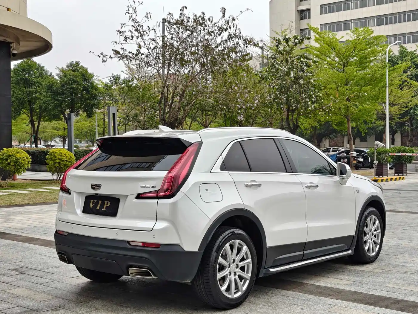 Cadillac XT4 2019 2018 Model 28T 2WD Technology