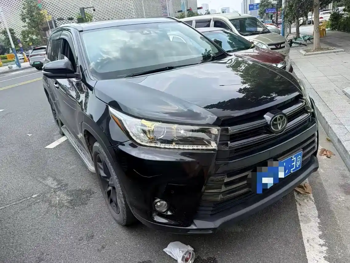Toyota Highlander 2018 Model 2.0T 4WD Knight Edition 7-Seater China VI