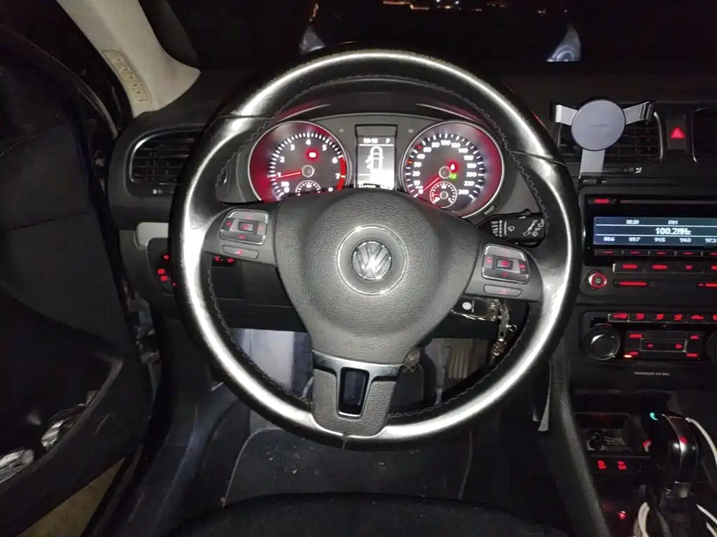 Volkswagen Golf (Import) 2011 1.4TSI Comfort Wagon фото 3