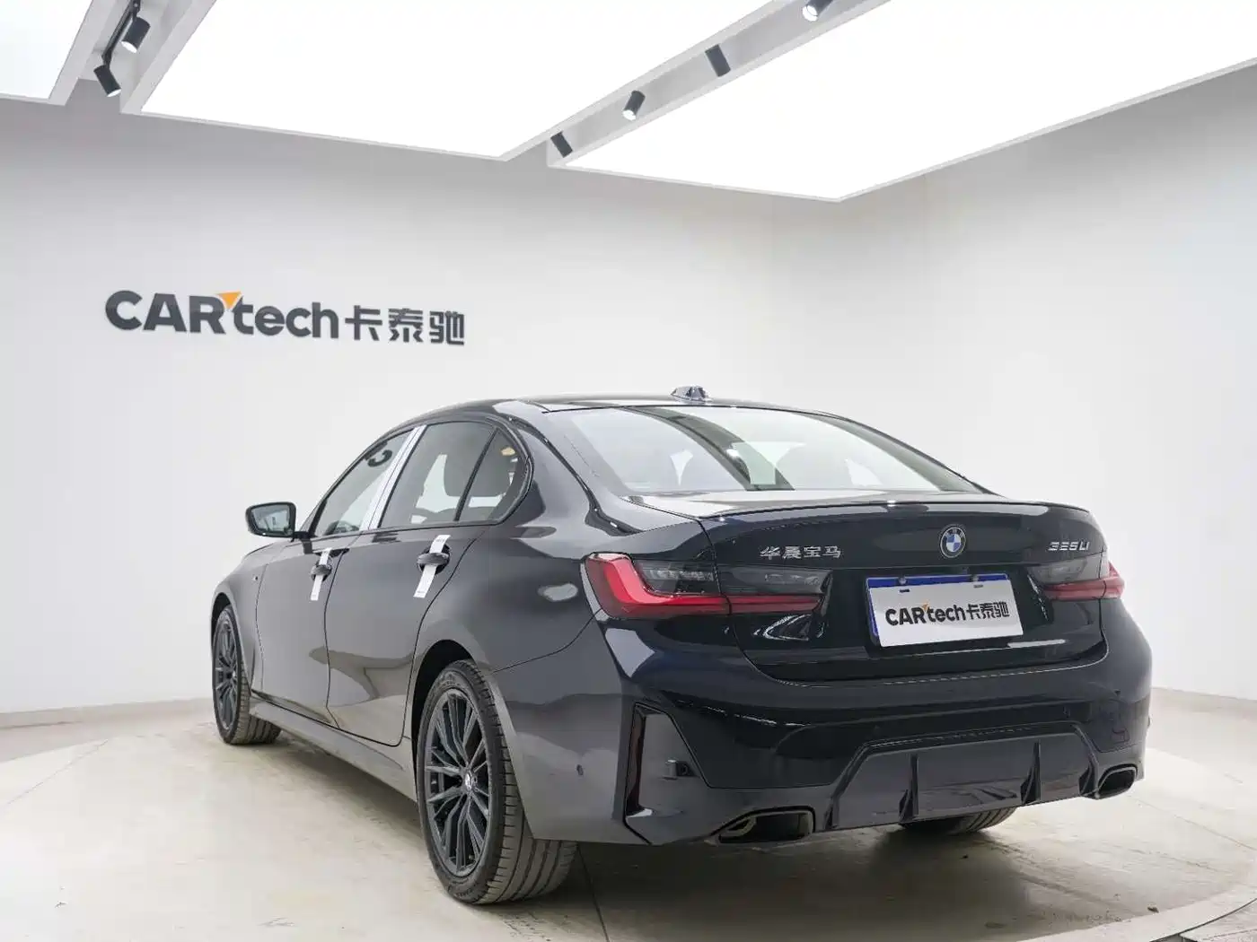 BMW 3 Series 2023 325Li M Sport Black Night Package фото 19