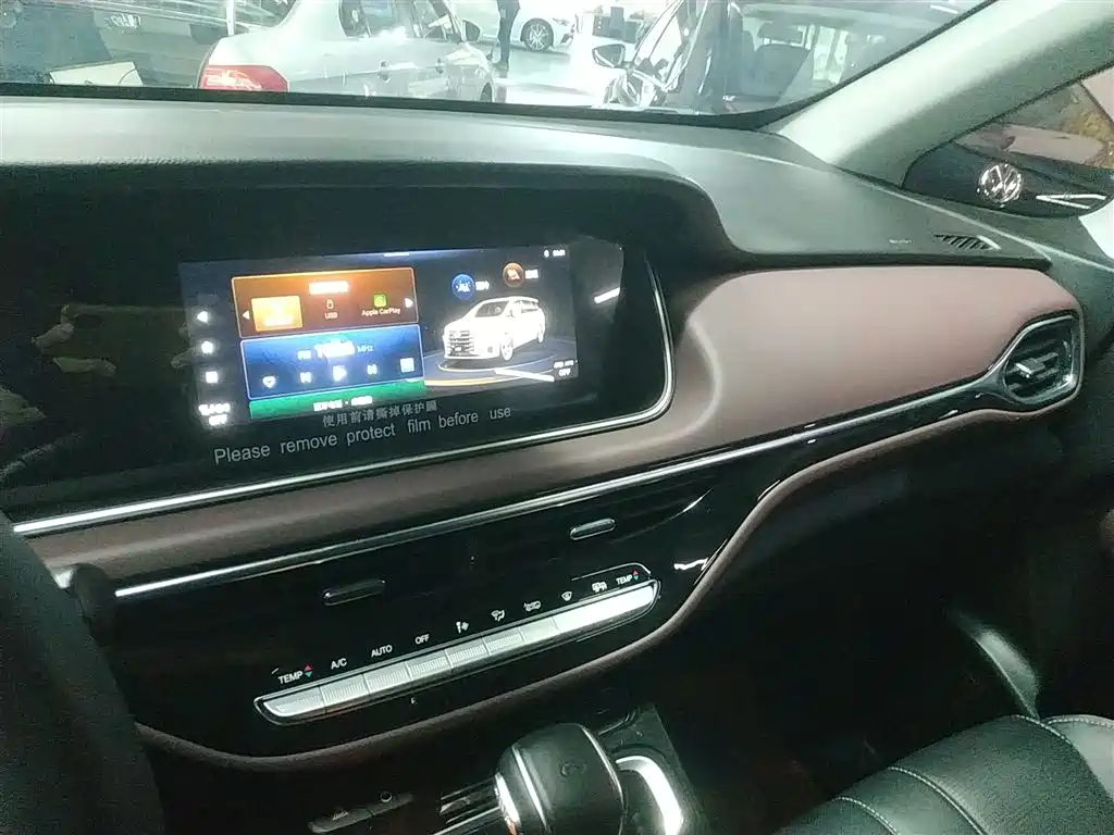 GAC Trumpchi Trumpchi M6 2023 PRO 270T DCT Luxury Edition фото 5