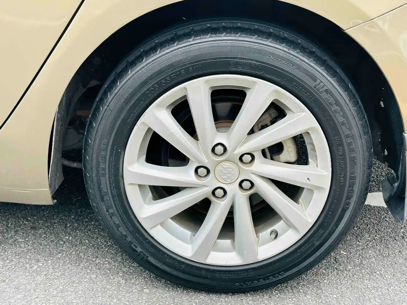 Фото 17 - Buick Verano