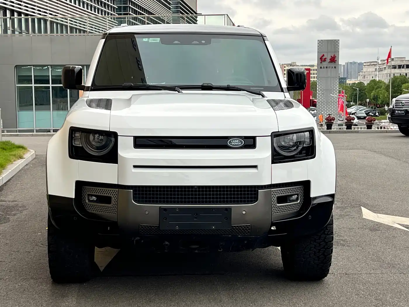 Фото 2 - Land Rover Defender